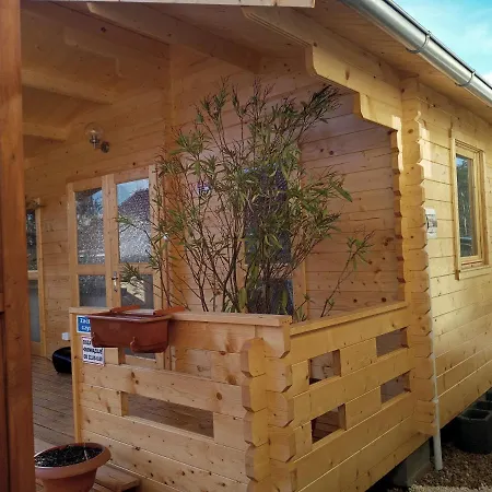 Letniskowy Jolcia * Ujazdowo