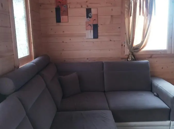 別荘 Letniskowy Jolcia Ujazdowo